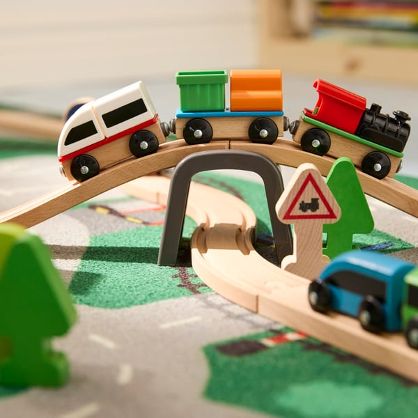 Train Set 07